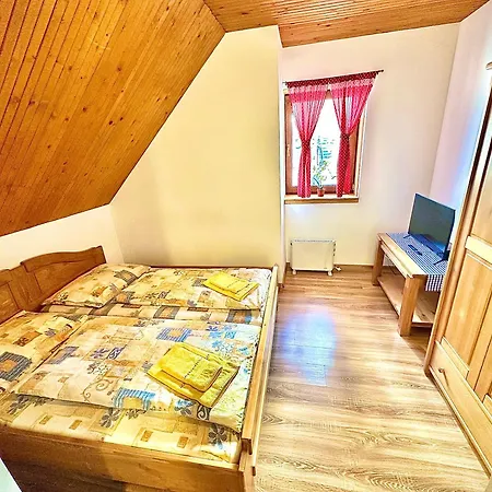 Penzión Jánošíkova Krčma-3